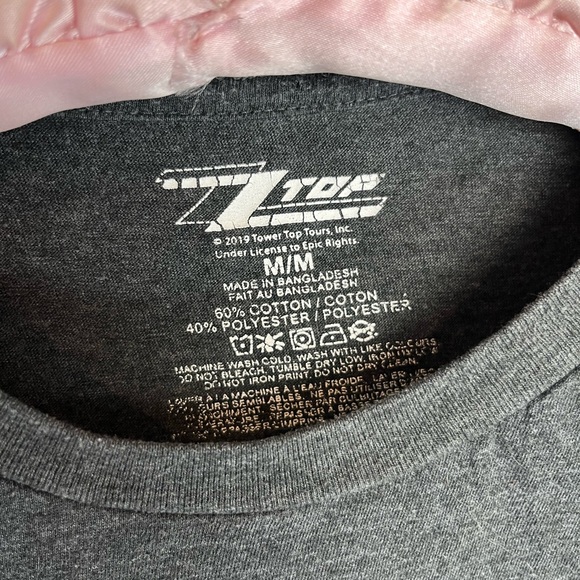 ZZ Top tshirt “Gimme all your loving” sz medium - Picture 4 of 4